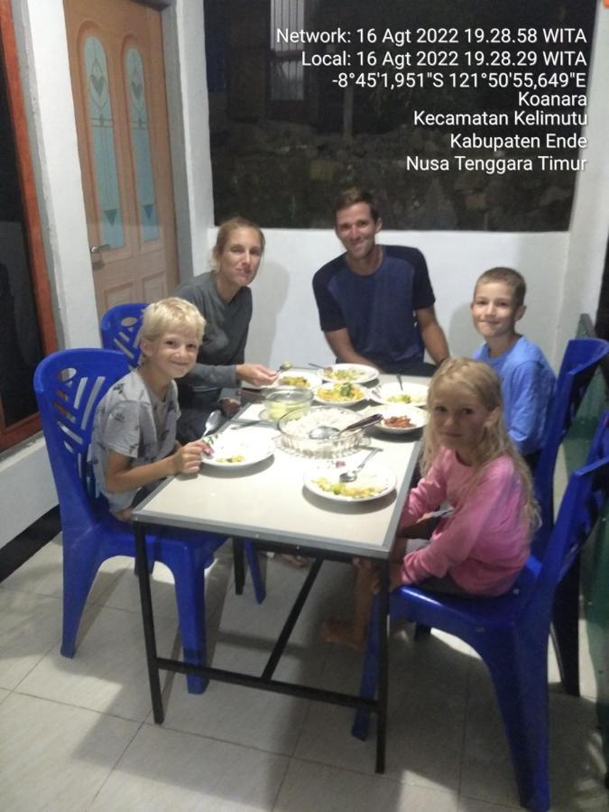 Family Guest House Moni Келимуту Экстерьер фото
