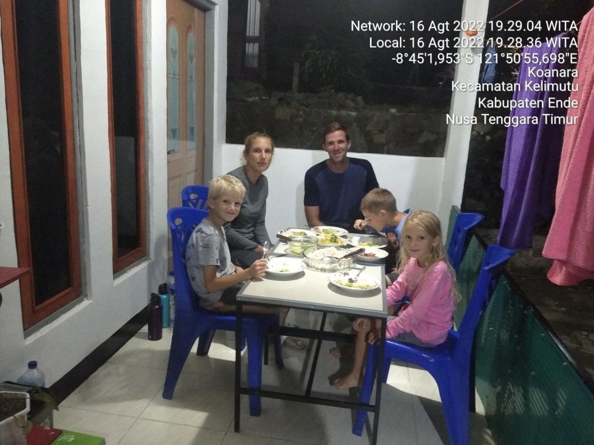 Family Guest House Moni Келимуту Экстерьер фото