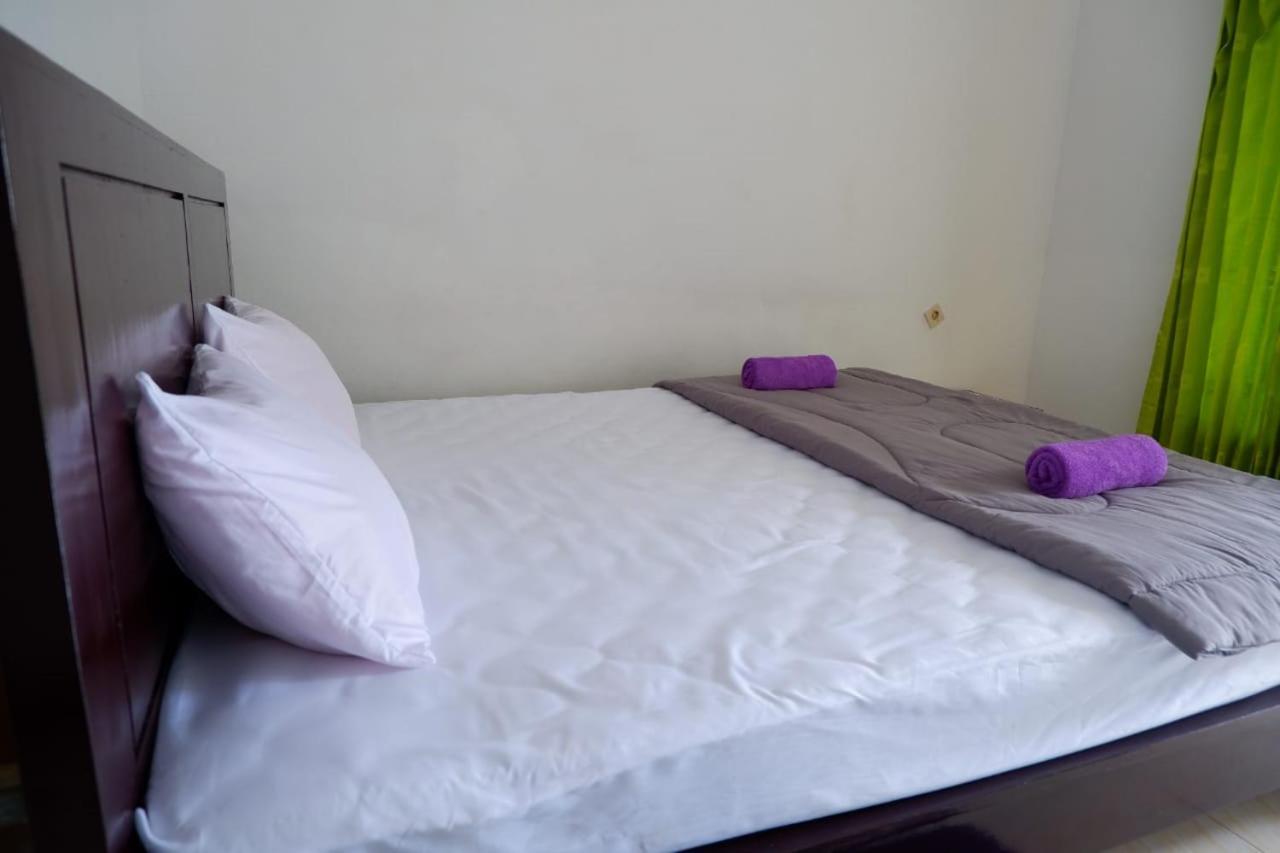 Family Guest House Moni Келимуту Экстерьер фото